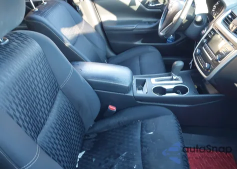 2017 Nissan Altima 2.5 Sv z USA, uszkodzony, nr VIN 1N4AL3AP3HC205112